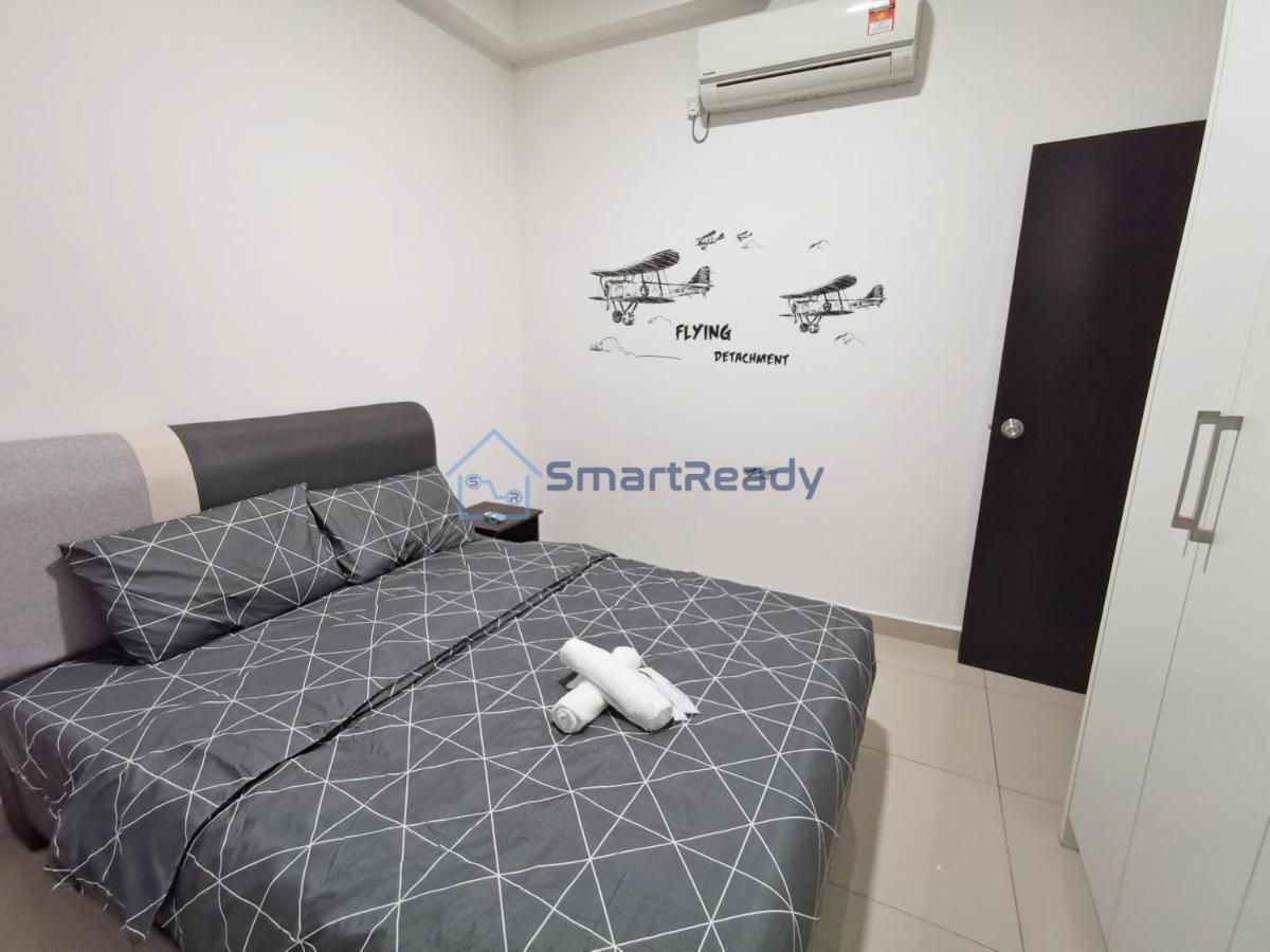 ג'והור בהרו Twin Galaxy Suites By Sr Home מראה חיצוני תמונה